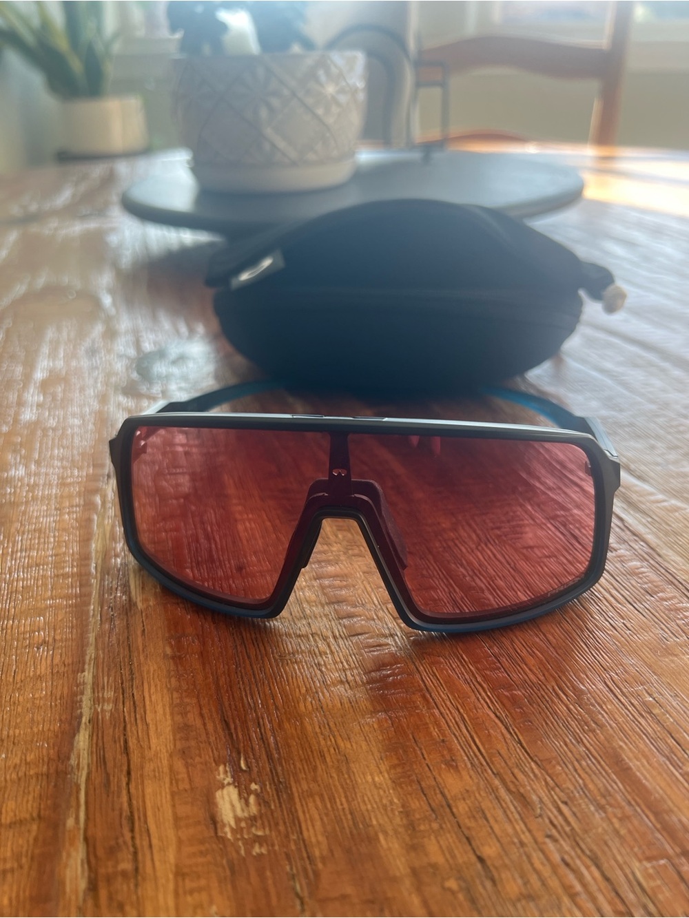 Oakley Sutro